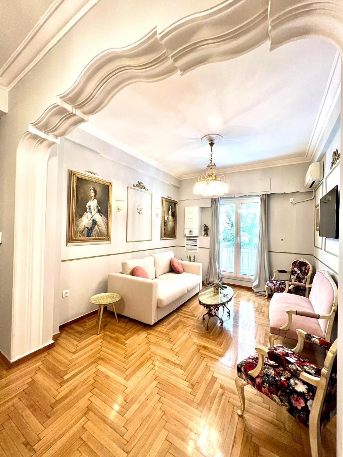 Charming Mini-Palace In Colorful Exarhia Area Apartment เอเธนส์ ภายนอก รูปภาพ